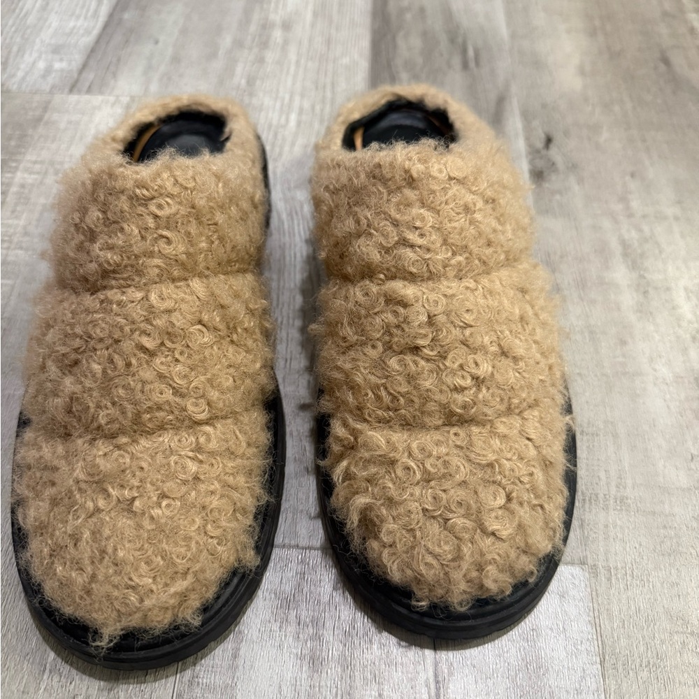 Staid faux shearling mules
